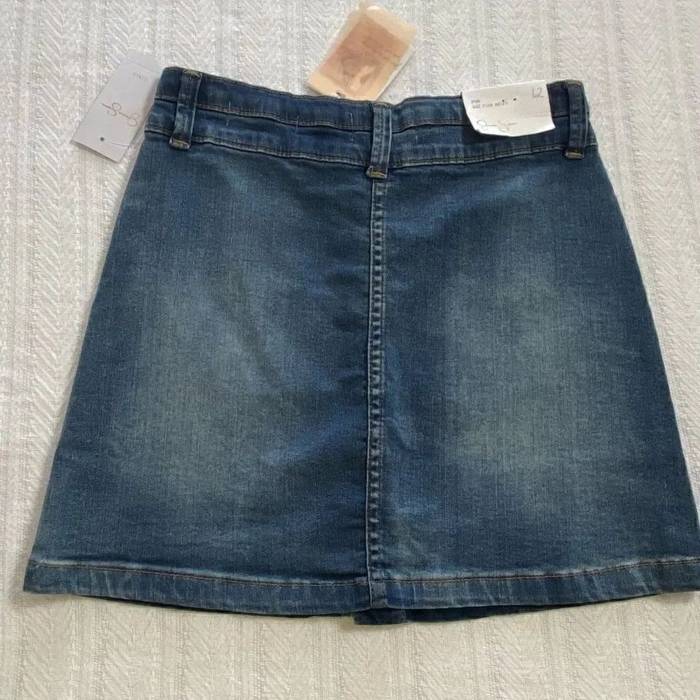 JESSICA SIMPSON Size 12 Mid Rise Denim Skirt - Picture 3 of 6